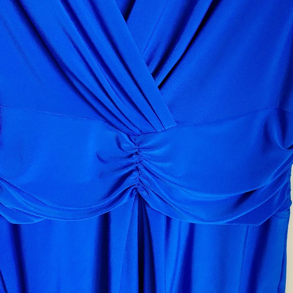Blue Top - Picture 3 of 4
